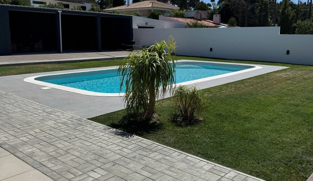 The Sunseeker Villa, 5 minutes from the beach