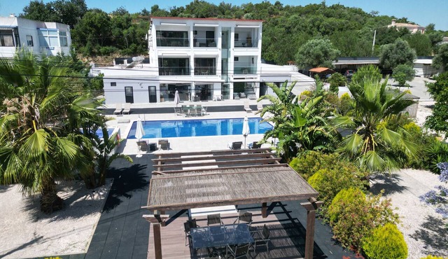 Vale Paraiso Relax Lounge