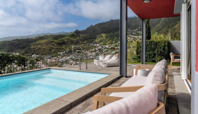 Vila Venusta – Tranquility and Views, in Calheta