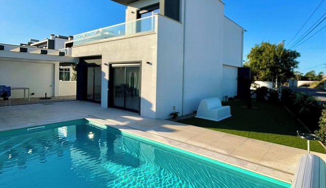 Villa Canto, house with private pool in Óbidos