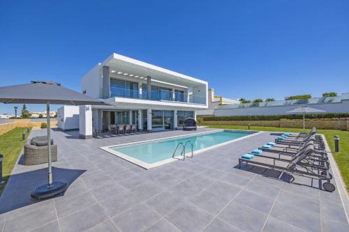 Villa Casa Lirio by Villa Plus in Albufeira