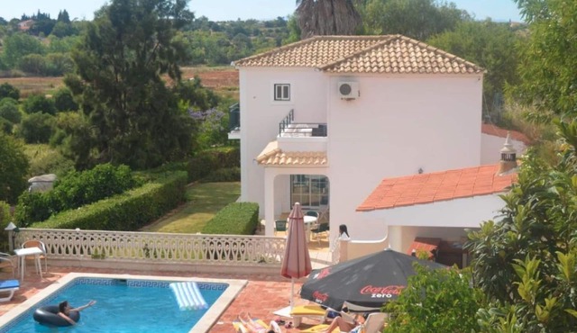 Villa "do Poco" with Sea View, Pool & Wi-Fi