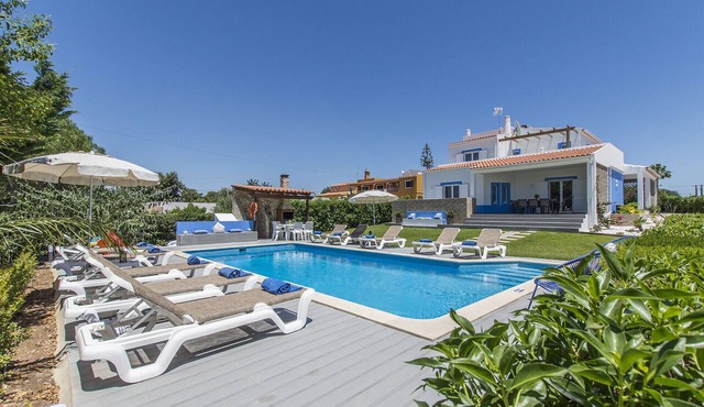 Villa Juliana - Algarvian house for 10 with private pool near the beach and several golf courses in Boliqueime