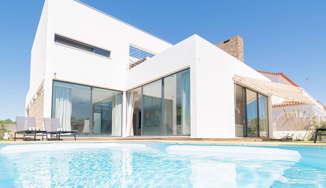Villa Melissa - Modern villa for 12 persons in Tróia with pool, BBQ and next to the beach and golf course