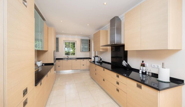Villa Monte Rei - Four Bedroom Villa, Sleeps 8