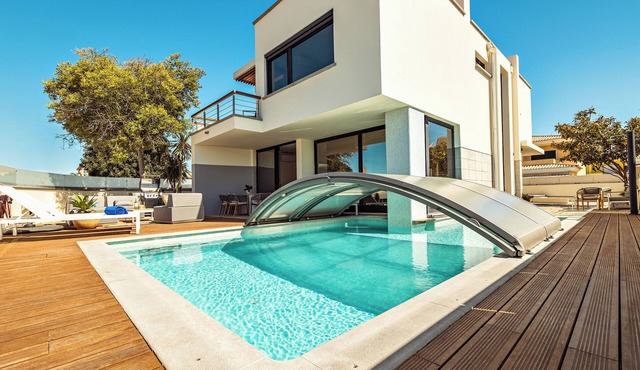 Villa Pedra Azul · 3BR Pool Villa in Lagos