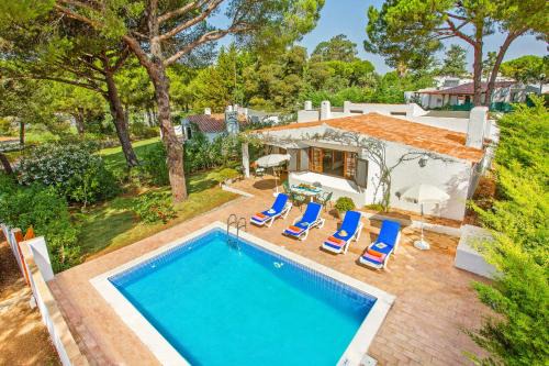 Villa Simão in Quinta da Balaia in Albufeira