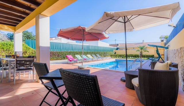 Villa V4 Villa RODGON - Near Quinta do Lago and Vale Lobo in Almancil