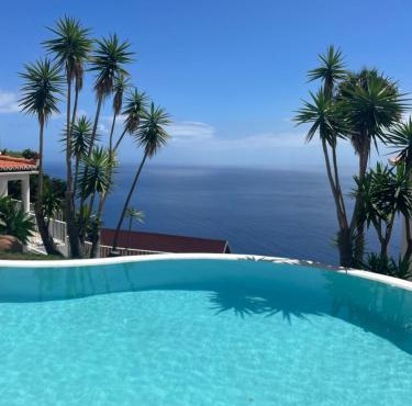 villa vue ocean Funchal adults only