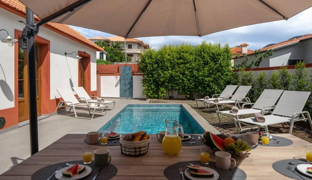 Villa with pool in Machico near beach|Casa da Tia in Machico