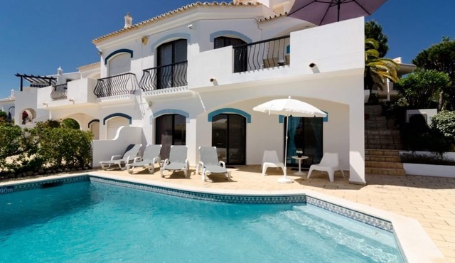 Villa With Private Pool in Dunas Douradas