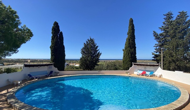 Villa with seaview sunset terrace + tennis + pool by nature reserve/golf course