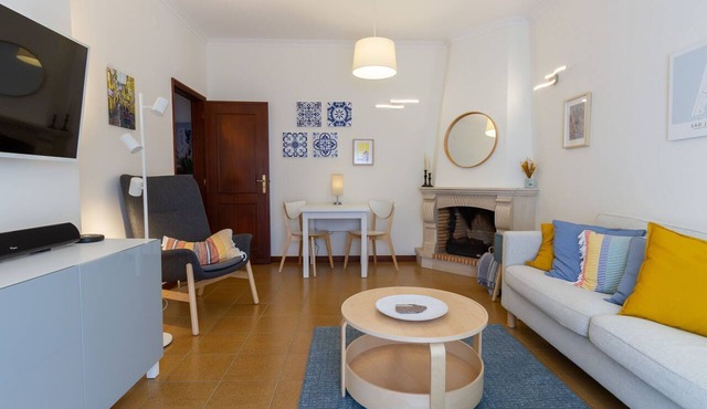 Wohnung mit Balkon, Blick auf die Lagune, Sao Jacinto, Aveiro by Interhome in Aveiro