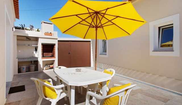 Zeca Holidays Atalaia Mezzanine Apartment with Balcony and Wi-Fi in Atalaia