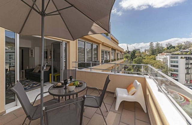 100 m² Apartment ∙ 2 bedrooms ∙ 5 guests