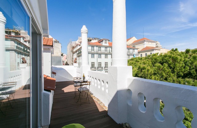 AL \ 86391 - Charming Penthouse in Chiado with terrace. in Lisboa