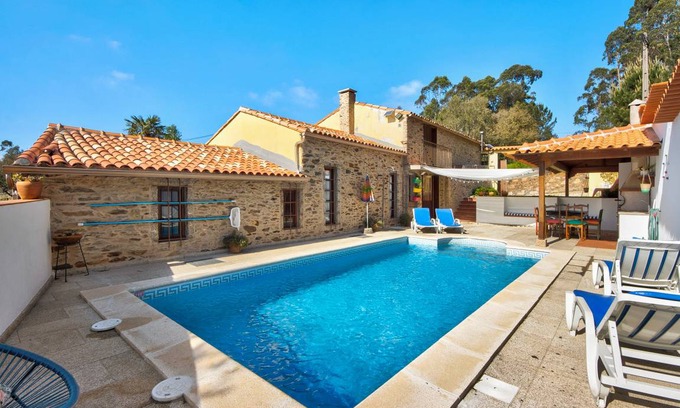 Rates House | 110 m² House ∙ 3 bedrooms ∙ 8 guests