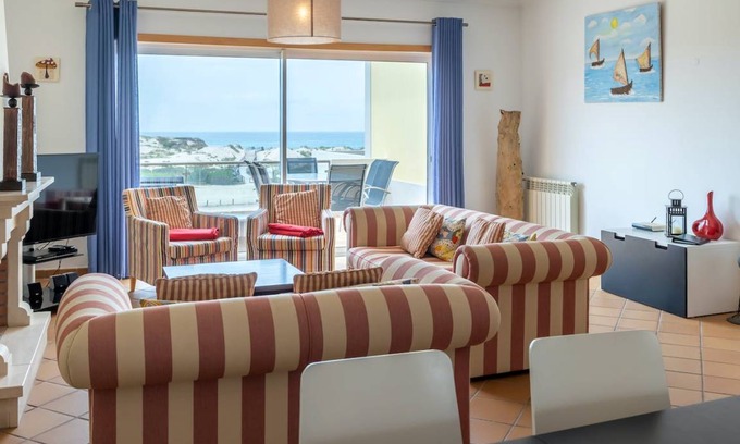 Obidos Apartment | 120 m² Apartment ∙ 2 bedrooms ∙ 4 guests