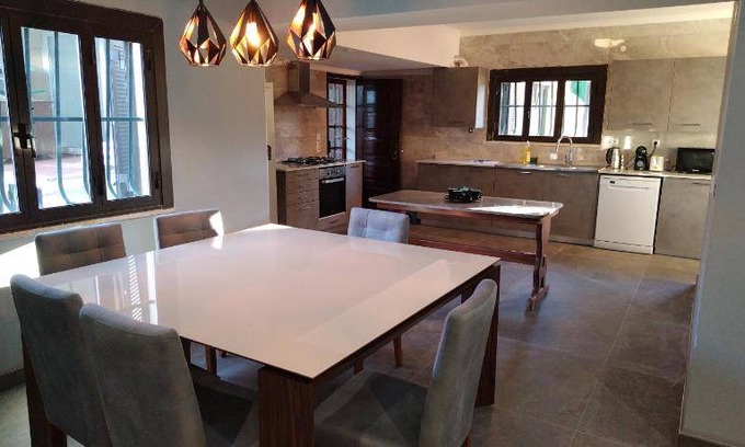 Lagoas Park Bed & Breakfast | 125 m² Bed and breakfast ∙ 3 bedrooms ∙ 8 guests