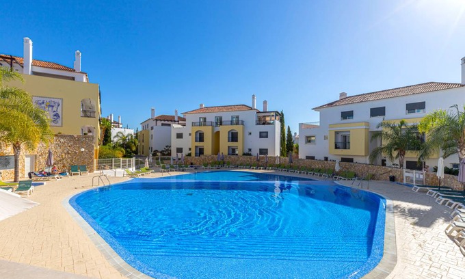 Canada House | 140 m² House ∙ 3 bedrooms ∙ 6 guests
