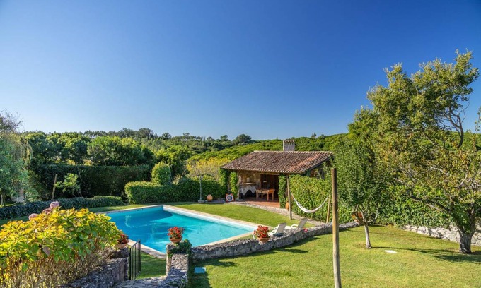 Reguengo Grande House | 150 m² House ∙ 4 bedrooms ∙ 12 guests