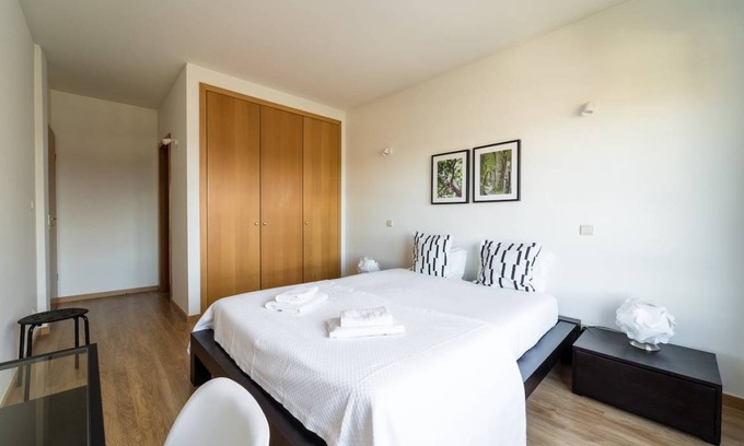 Portela Resort | 150 m² Private room ∙ 1 bedroom ∙ 1 guest