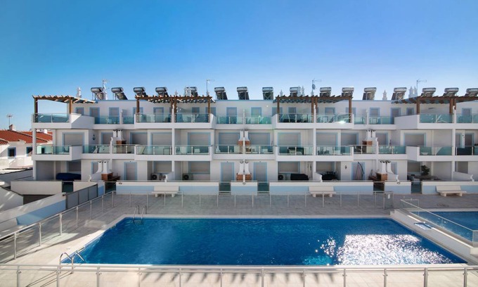 Manta Rota House | 160 m² House ∙ 3 bedrooms ∙ 8 guests