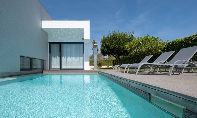 Luz Villa | 170 m² Villa ∙ 3 bedrooms ∙ 6 guests