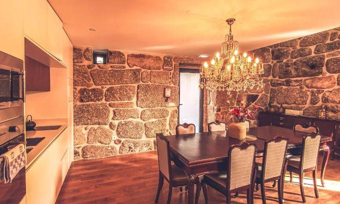 Pico House | 174 m² Farmhouse ∙ 4 bedrooms ∙ 12 guests