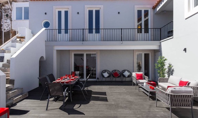 Santarem Apartment | 180 m² Apartment ∙ 2 bedrooms ∙ 4 guests