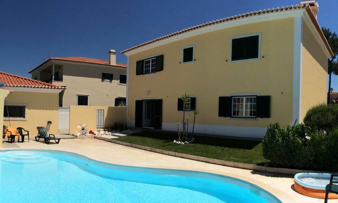 Mafra Villa | 180 m² Villa ∙ 3 bedrooms ∙ 6 guests