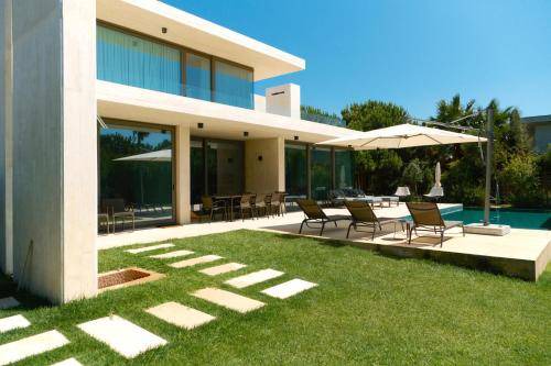 Carvalhal Villa | 343 m² Villa ∙ 6 bedrooms ∙ 12 guests