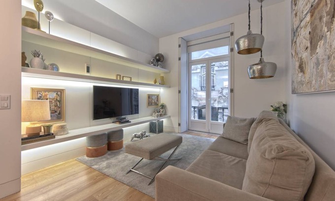 Chiado Apartment | 55 m² Apartment ∙ 1 bedroom ∙ 4 guests