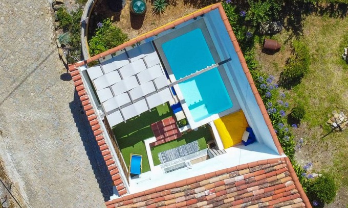 Carvalhal House | 60 m² House ∙ 1 bedroom ∙ 4 guests