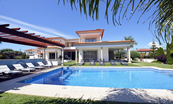 Barcelos Villa | 800 m² Villa ∙ 4 bedrooms ∙ 9 guests