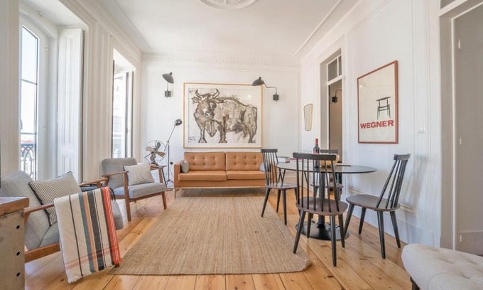 Santos Apartment | An Eclectic Lisbon Apartment