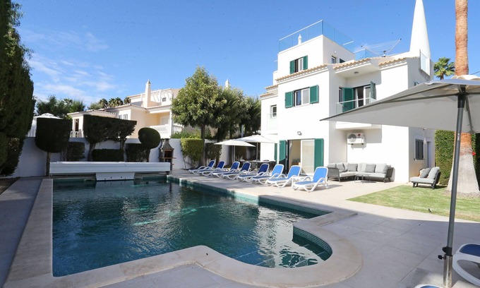 Sesmarias Villa | Beautiful spacious fully air-conditioned 5 bed villa with private pool