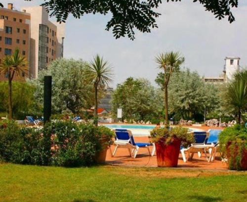 Lisbon Old Town Apartment | BestHomeStay- Lisbon- Garden, Pool & Garage