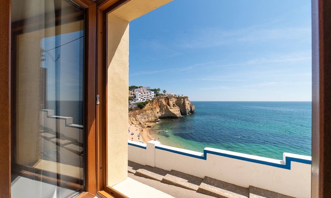Carvoeiro House | Castelo Guest House