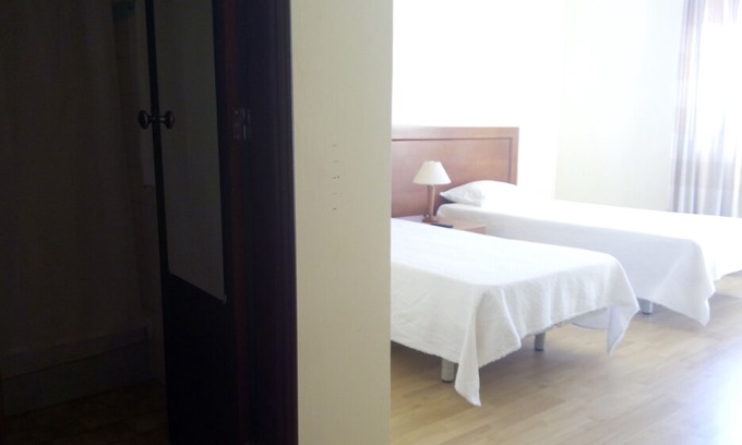 Pombal Hostel | Central Portugal Accommodation - Room I