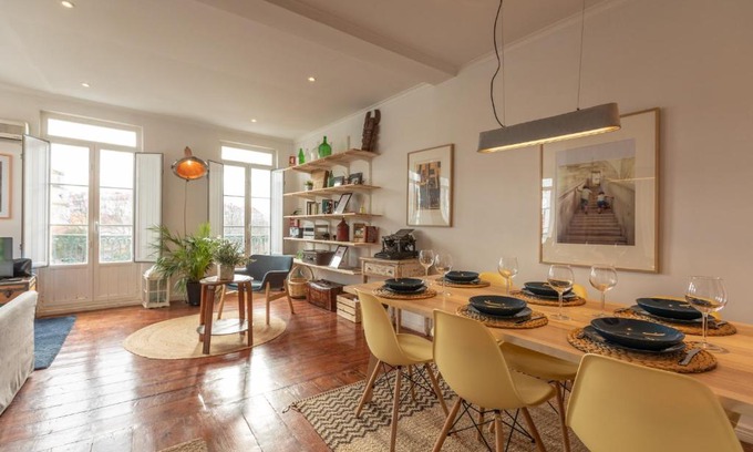 Lisbon Old Town Apartment | Fantastic Family Apartment in Estrela