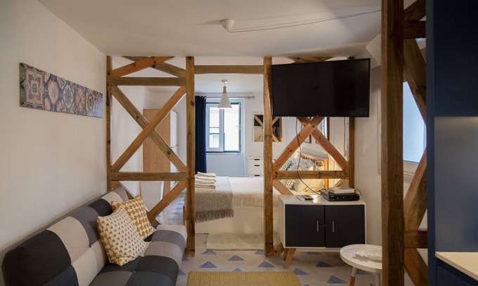 Misericordia Apartment | FLH Santa Catarina Typical Studio