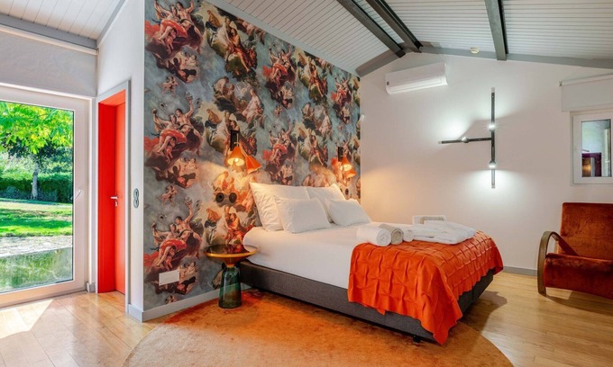 Leomil Apartment | Heart Room at The Mill Retreat by Portugal Active