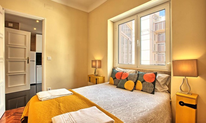 Sao Jorge de Arroios Apartment | Holiday apartment Lisbon for 1 - 12 persons with 4 bedrooms - Holiday apartment