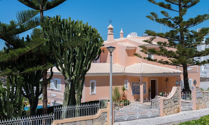 Albufeira Villa | Luxury Villa, Private Swimming Pool, magnificent Sea Views With Walking Dist