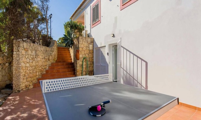 Vale de Centianes Villa | Magnificent Portugal Villa | 7 Bedrooms | Villa Mouraria 16 | Billiards Table.