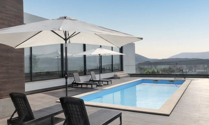 Portela de Santa Eulalia House | 250 m² House ∙ 3 bedrooms ∙ 6 guests