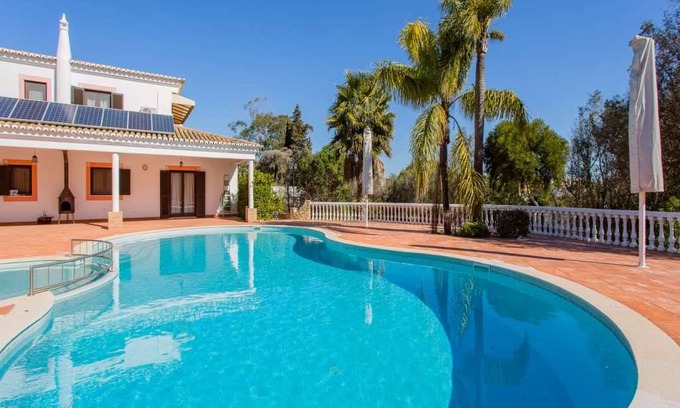 Vale de Centianes Villa | Villa ∙ 7 bedrooms ∙ 14 guests