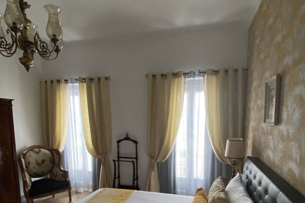 Coruche House | Patio da Villa Guest House