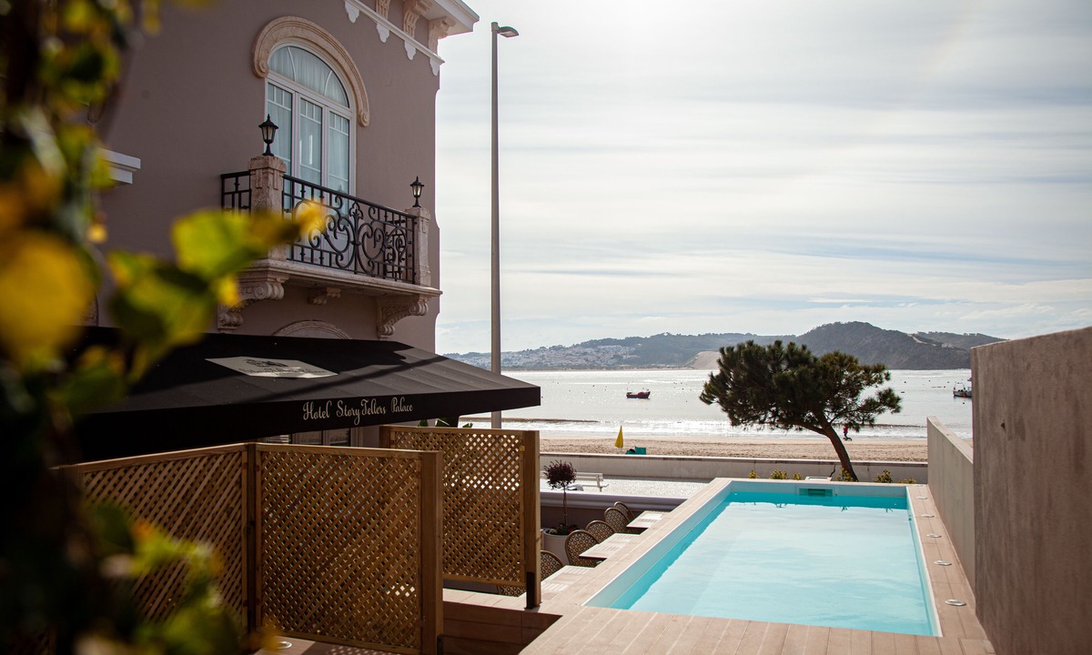 Sao Martinho do Porto Hotel | Storytellers Palace